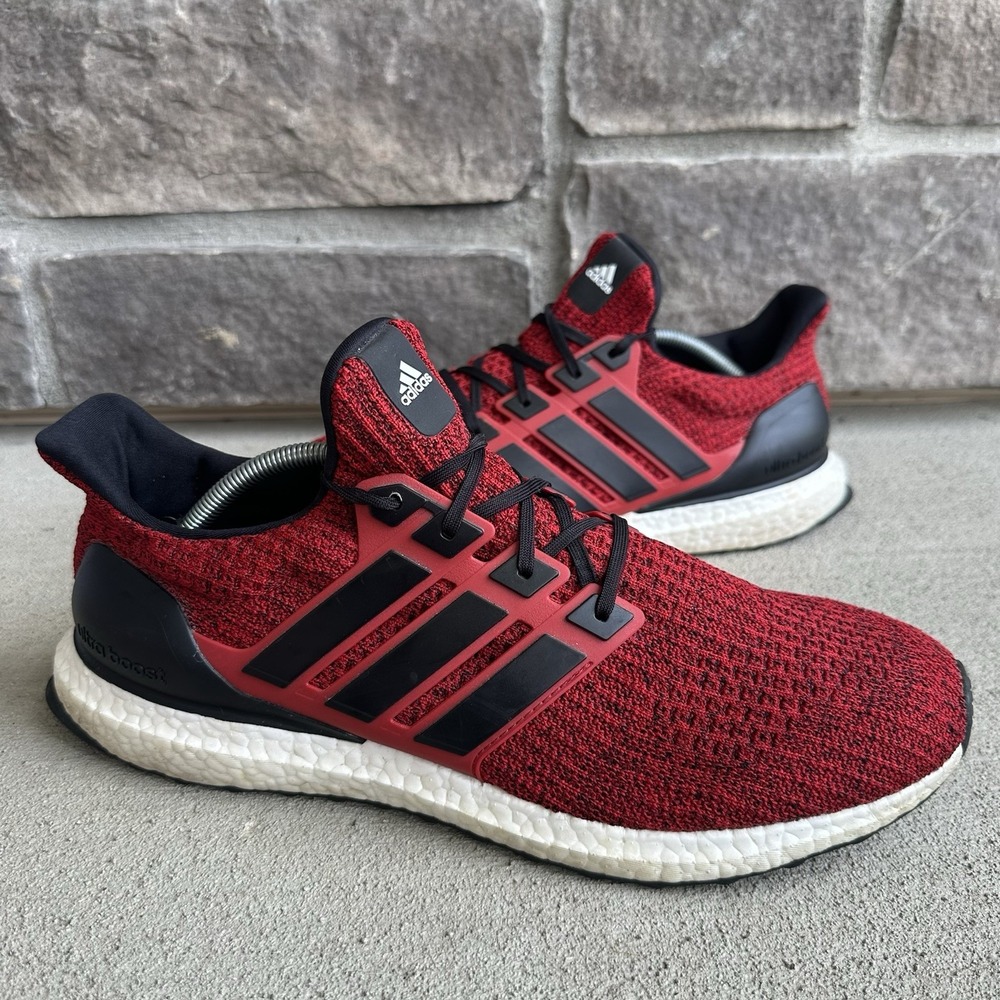 Size 11 - Men's adidas Ultraboost Red Black White EE3703 Sneakers Shoe Primeknit - Picture 2 of 11